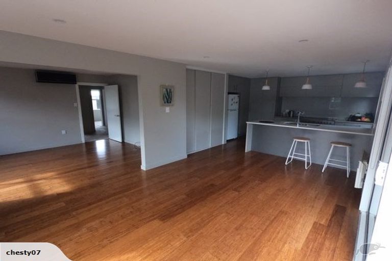 Photo of property in 73 Withells Road, Avonhead, Christchurch, 8042