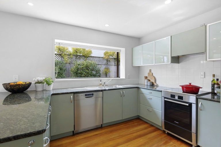 Photo of property in 20 Rugby Street, Merivale, Christchurch, 8014