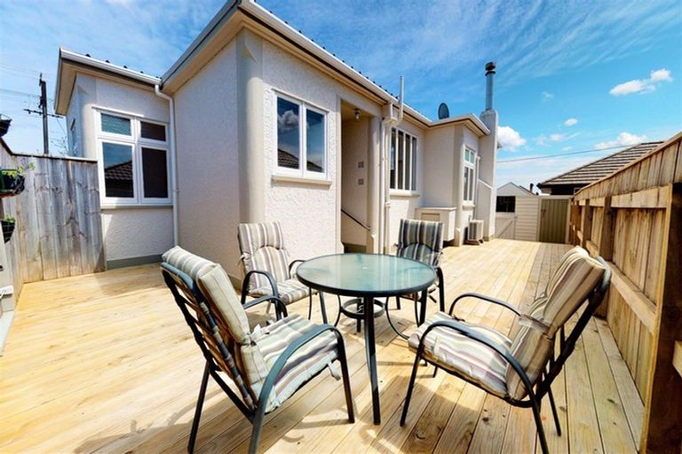 Photo of property in 581 Queen Street East, Levin, 5510
