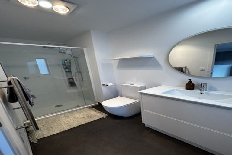 Photo of property in 33 Makete Crescent, Hobsonville, Auckland, 0618