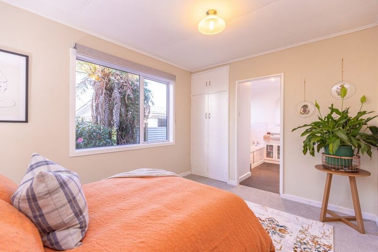 Photo of property in 56 Great North Road, Saint Johns Hill, Whanganui, 4500