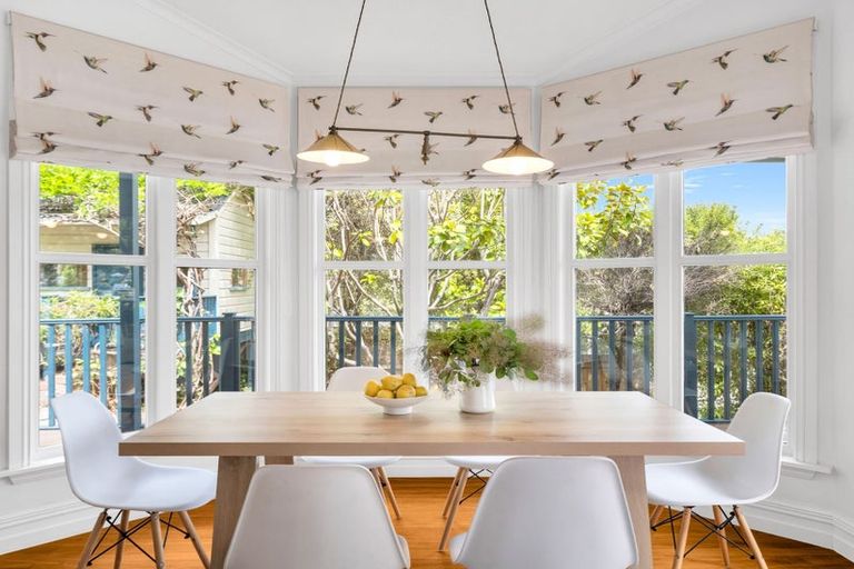 Photo of property in 40 Reserve Terrace, Lyttelton, 8082