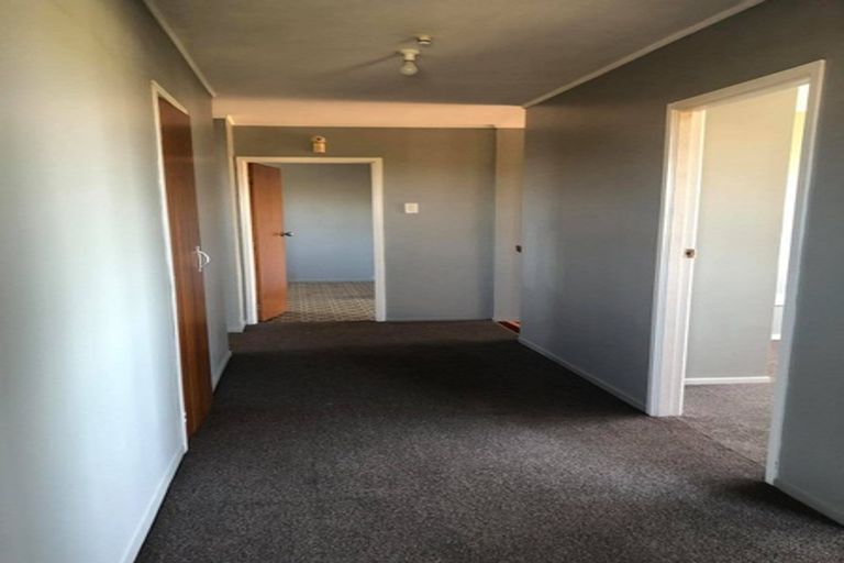 Photo of property in 2/140 Metcalfe Road, Ranui, Auckland, 0612