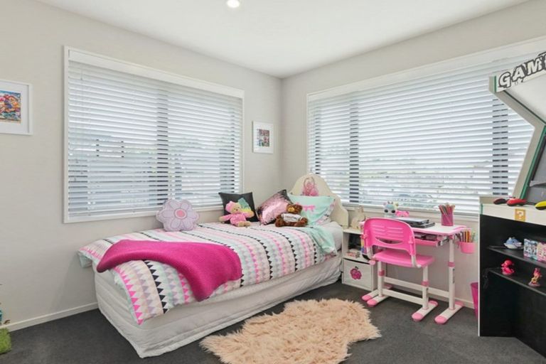 Photo of property in 37 Burford Way, Rolleston, 7615