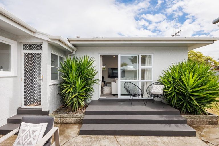 Photo of property in 9 Milton Street, Roslyn, Palmerston North, 4414