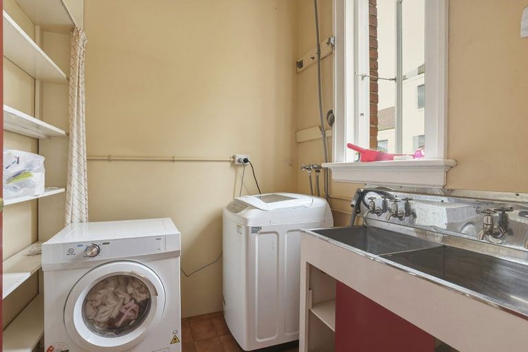 Photo of property in 99 Queen Street, North Dunedin, Dunedin, 9016