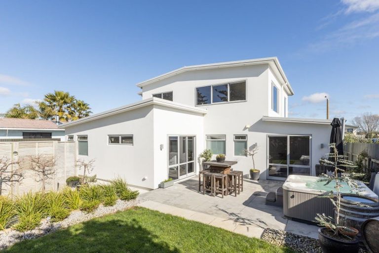 Photo of property in 86a Te Awa Avenue, Te Awa, Napier, 4110