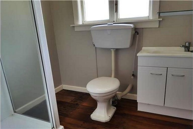 Photo of property in 2/27 Devonport Lane, St Albans, Christchurch, 8014