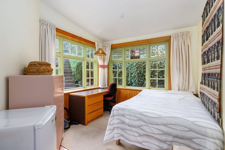 Photo of property in 24 Selwyn Road, Lyttelton, 8082