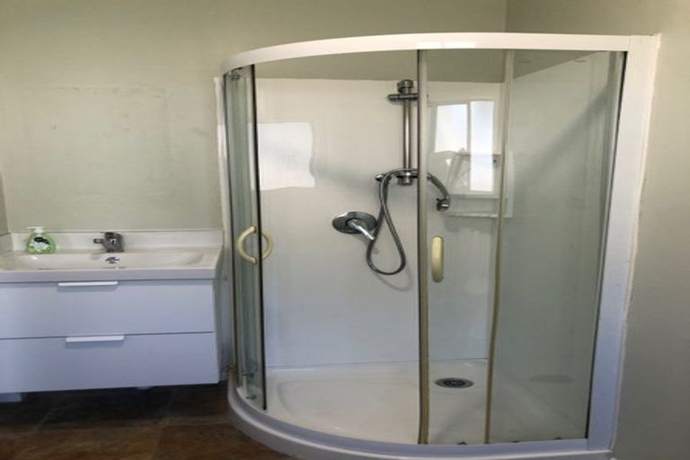 Photo of property in 3 Anzia Way, Johnsonville, Wellington, 6037