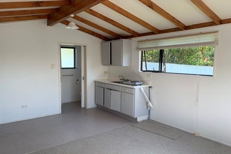 Photo of property in 16 Achilles Crescent, Narrow Neck, Auckland, 0624