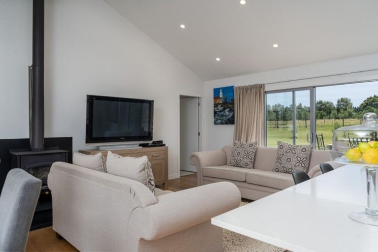 Photo of property in 262a Dakins Road, East Taratahi, Masterton, 5887