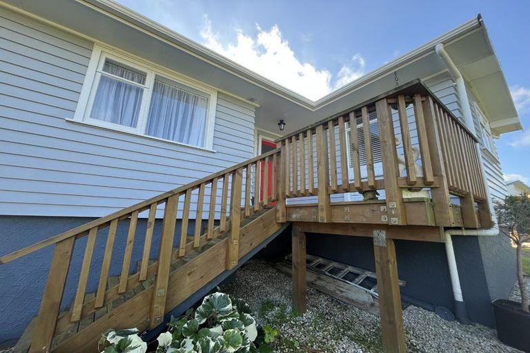 Photo of property in 40 Beaumaris Crescent, Ascot Park, Porirua, 5024
