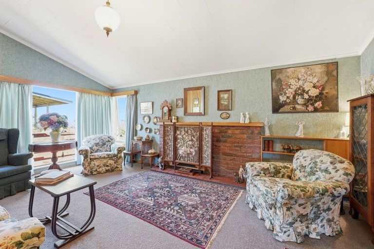 Photo of property in 22 Tararua Street, Pahiatua, 4910