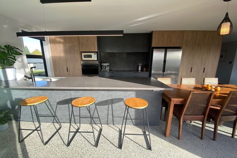 Photo of property in 2 Massee Way, Te Puke, 3119