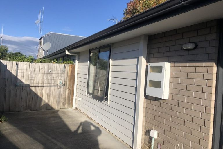 Photo of property in 22u4 Maitland Street, Frankton, Hamilton, 3204