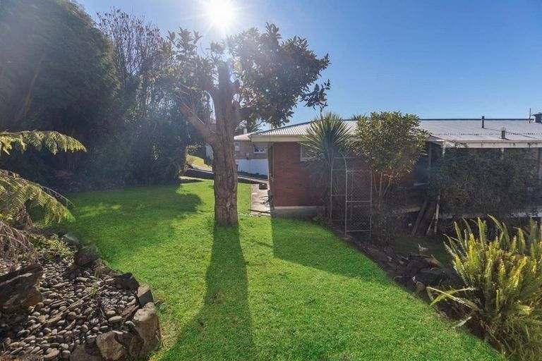 Photo of property in 102 Newcastle Road, Dinsdale, Hamilton, 3204