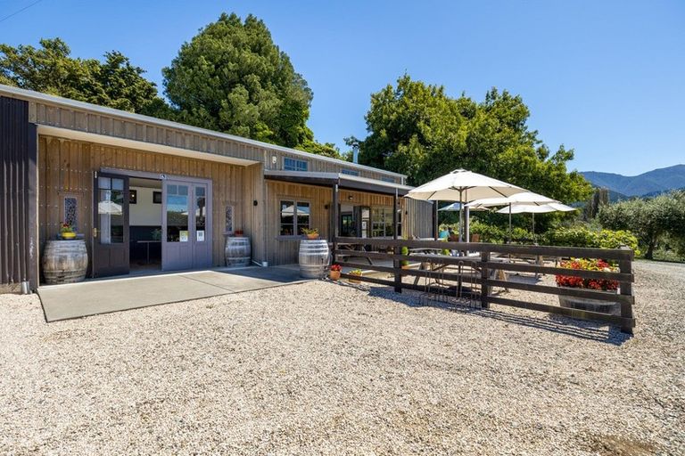 Photo of property in 1469 Motueka Valley Highway, Ngatimoti, Motueka, 7196