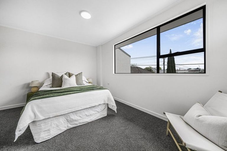 Photo of property in 2a Barclay Place, Burwood, Christchurch, 8061
