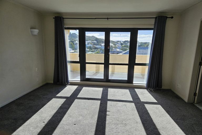Photo of property in 564i Adelaide Road, Berhampore, Wellington, 6023