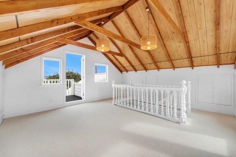 Photo of property in 29 Queens Parade, Devonport, Auckland, 0624