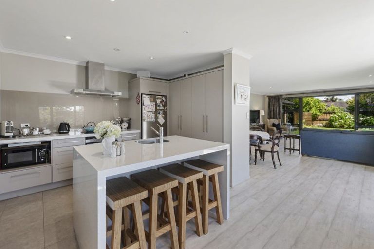 Photo of property in 24 Hansard Place, Bethlehem, Tauranga, 3110