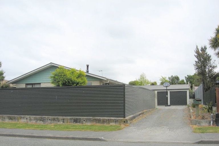 Photo of property in 73 Kowhai Avenue, Rangiora, 7400