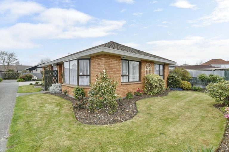 Photo of property in 148 Main North Road, Papanui, Christchurch, 8052