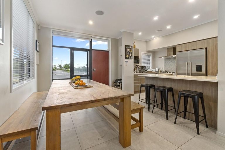 Photo of property in 180 Hobsonville Point Road, Hobsonville, Auckland, 0616