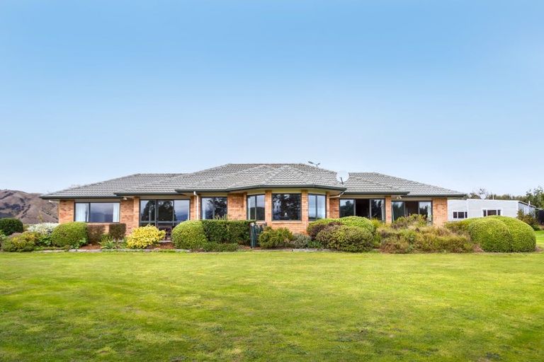 Photo of property in 184 Glenmorven Road, Morison Bush, Greytown, 5794
