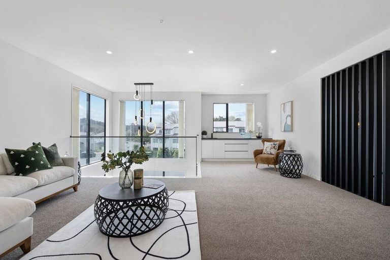 Photo of property in 13 Jack Hawken Lane, Silverdale, 0932
