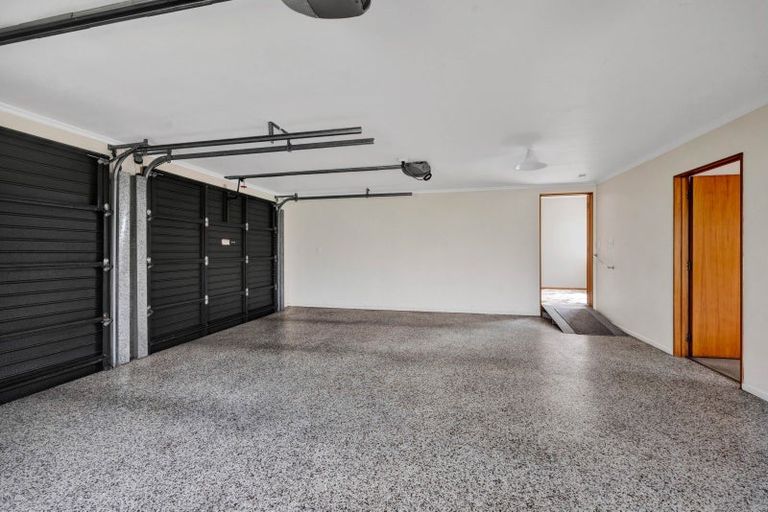 Photo of property in 14 Pohutukawa Drive, Opunake, 4616