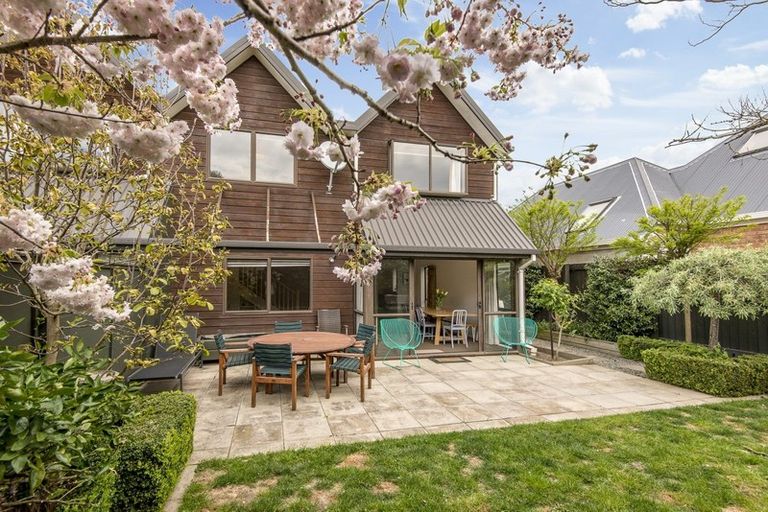 Photo of property in 2/55 Puriri Street, Riccarton, Christchurch, 8041