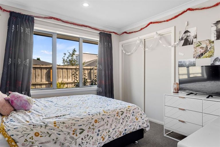 Photo of property in 10a Franklin Drive, Rangiora, 7400