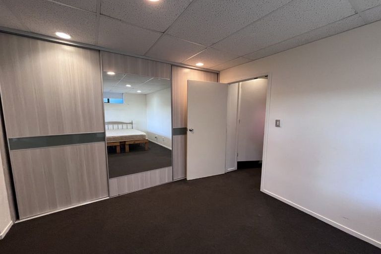 Photo of property in 14 Glendhu Road, Bayview, Auckland, 0629