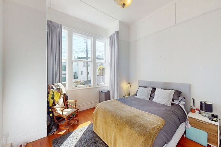 Photo of property in 10 Dawson Street, Berhampore, Wellington, 6023