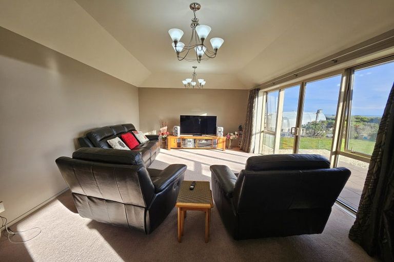 Photo of property in 21 Karoro Place, Karoro, Greymouth, 7805