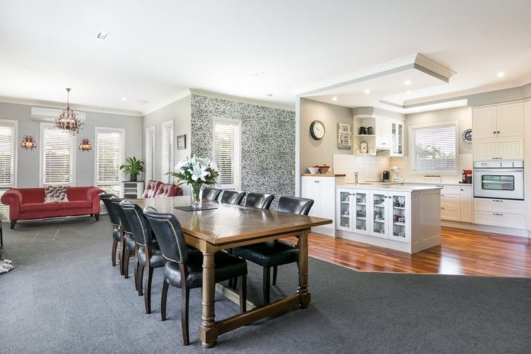 Photo of property in 72 Kent Terrace, Taradale, Napier, 4112