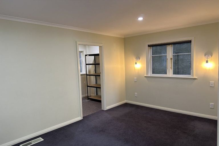 Photo of property in 42 Raroa Road, Kelburn, Wellington, 6012