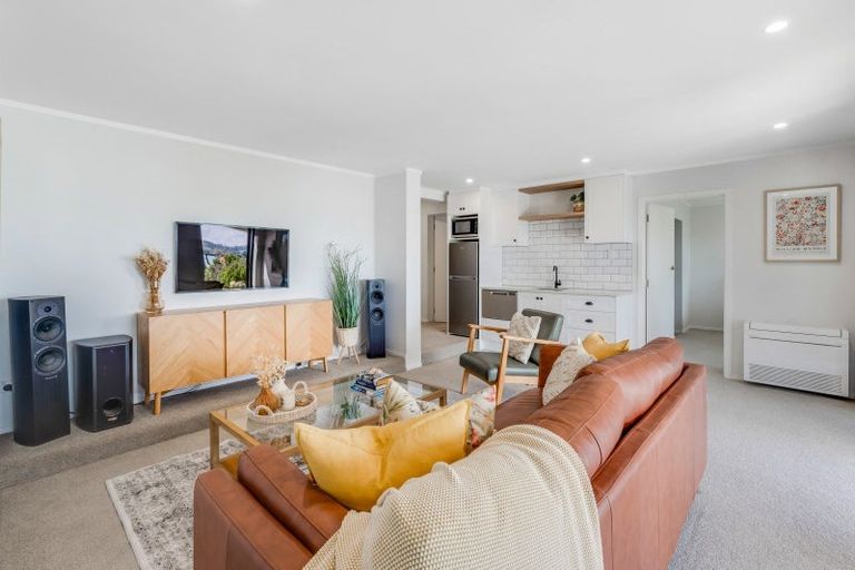Photo of property in 26 Falstaff Place, Half Moon Bay, Auckland, 2012