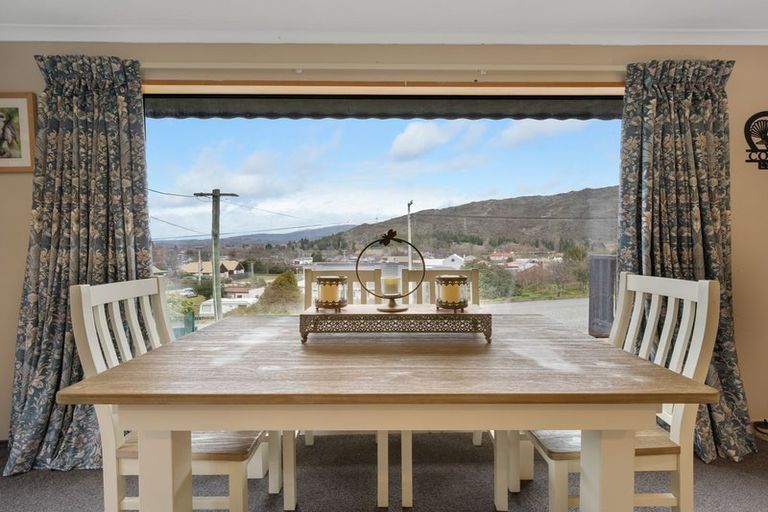 Photo of property in 26 Hazlett Street, Clyde, 9330