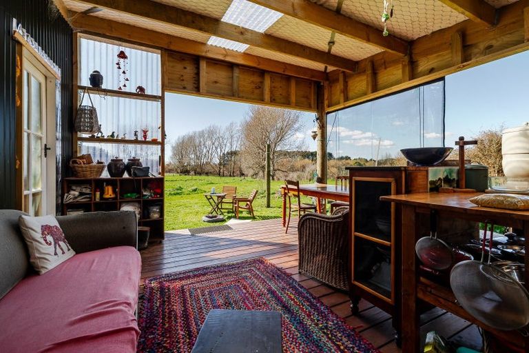 Photo of property in 180 Pukemiku Road, Mangamutu, Pahiatua, 4983