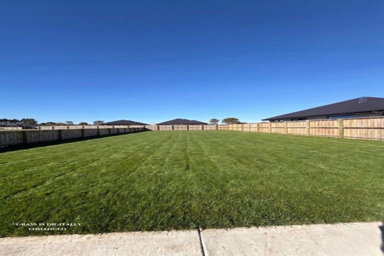 Photo of property in 12 Cousins Street, Woodend, 7610