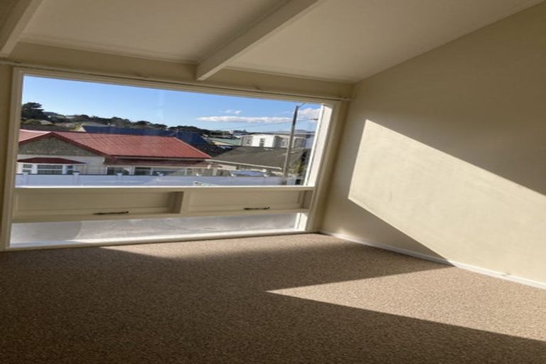 Photo of property in 33u1 Frankmoore Avenue, Johnsonville, Wellington, 6037