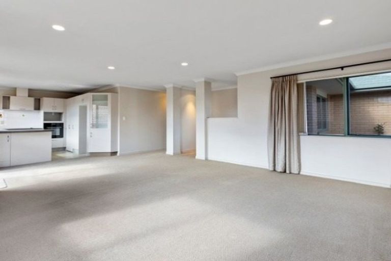 Photo of property in 6 Verona Way, Judea, Tauranga, 3110