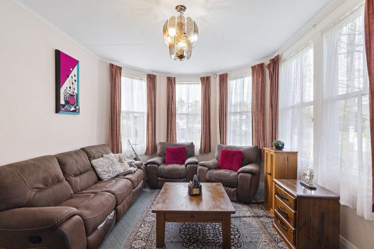 Photo of property in 49 Martyn Street, Waiuku, 2123