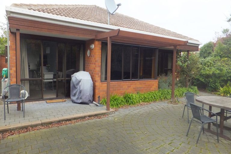 Photo of property in 14 Rata Street, Riccarton, Christchurch, 8041