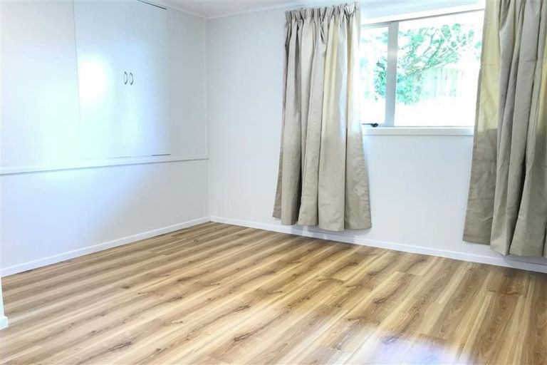 Photo of property in 27 Parker Avenue, New Lynn, Auckland, 0600