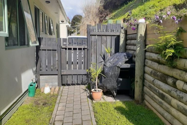 Photo of property in 13 James Cook Drive, Welcome Bay, Tauranga, 3112