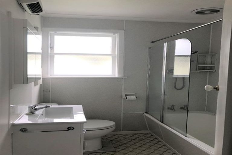 Photo of property in 1 Trafalgar Street, Levin, 5510